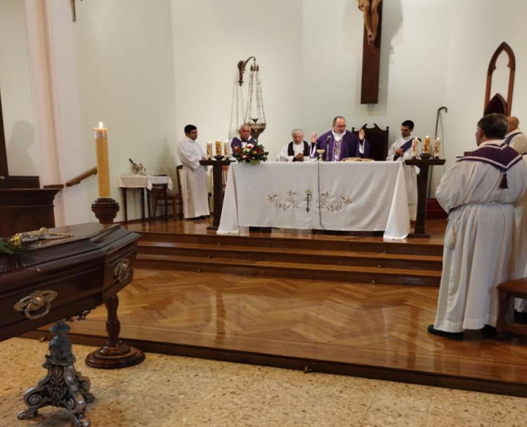 Falleció el sacerdote más anciano del clero platense Falleció el sacerdote más anciano del clero platense