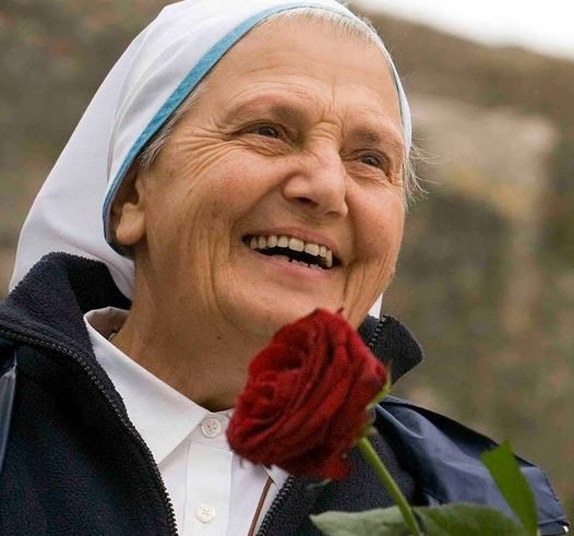 Falleció en Italia la Madre Elvira, fundadora de la Comunidad Cenáculo Falleció en Italia la Madre Elvira, fundadora de la Comunidad Cenáculo