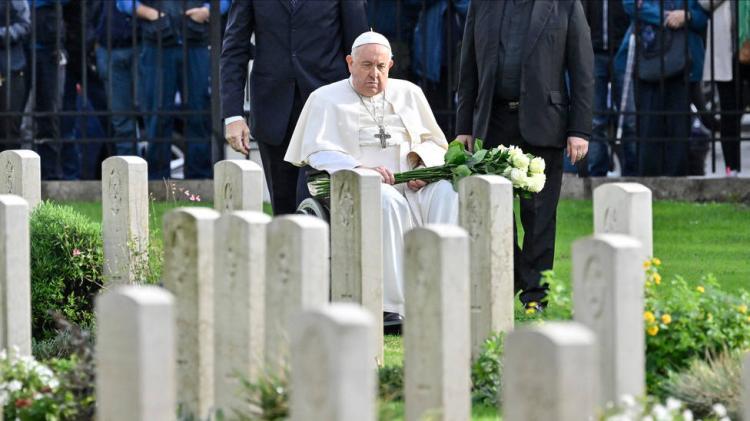 Fieles difuntos: un día para la 'memoria y la esperanza', dijo el Papa Fieles difuntos: un día para la 'memoria y la esperanza', dijo el Papa