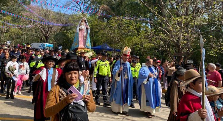 Fiesta de Nuestra Señora de La Peña en el santuario de Tartagal