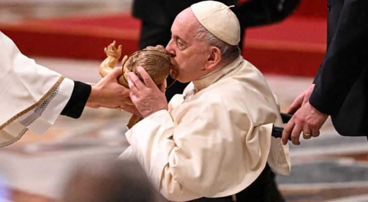 Francisco: 'El asombro de la Navidad es la ternura inaudita de Dios' Francisco: 'El asombro de la Navidad es la ternura inaudita de Dios'