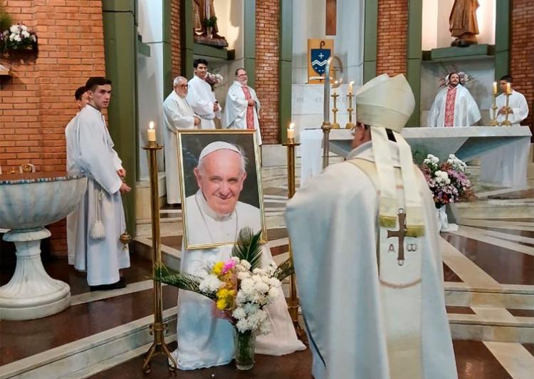 Francisco en el corazón del pueblo: la Iglesia argentina despide con gratitud al Papa Francisco en el corazón del pueblo: la Iglesia argentina despide con gratitud al Papa