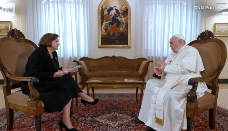 Francisco: "Estoy haciendo todo lo posible" para poner fin a la guerra en Ucrania Francisco: "Estoy haciendo todo lo posible" para poner fin a la guerra en Ucrania