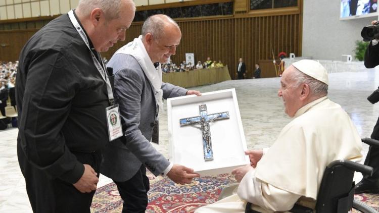 Francisco invitó a los cursillistas a identificarse plenamente con el sentimiento y la acción de la Iglesia Francisco invitó a los cursillistas a identificarse plenamente con el sentimiento y la acción de la Iglesia