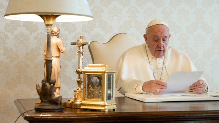 Francisco: "Toda guerra nace de una injusticia" Francisco: "Toda guerra nace de una injusticia"
