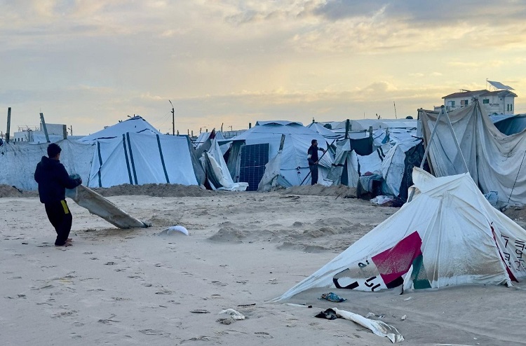 Gaza: Israel se niega a renovar licencias a organizaciones humanitarias