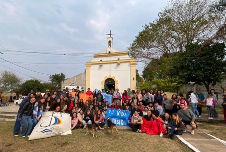 Goya: Mons. Canecín impulsa una mayor participación de los jóvenes en la Iglesia Goya: Mons. Canecín impulsa una mayor participación de los jóvenes en la Iglesia