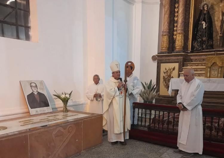 Goya: responso y misa en recuerdo de Mons. Alberto Devoto