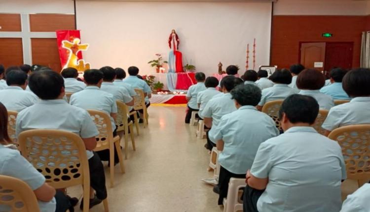 La gran devoción de los católicos chinos al Sagrado Corazón de Jesús La gran devoción de los católicos chinos al Sagrado Corazón de Jesús