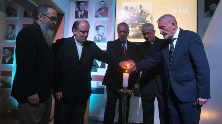Homenaje a la familia polaca proclamada mártir por asilar judíos Homenaje a la familia polaca proclamada mártir por asilar judíos