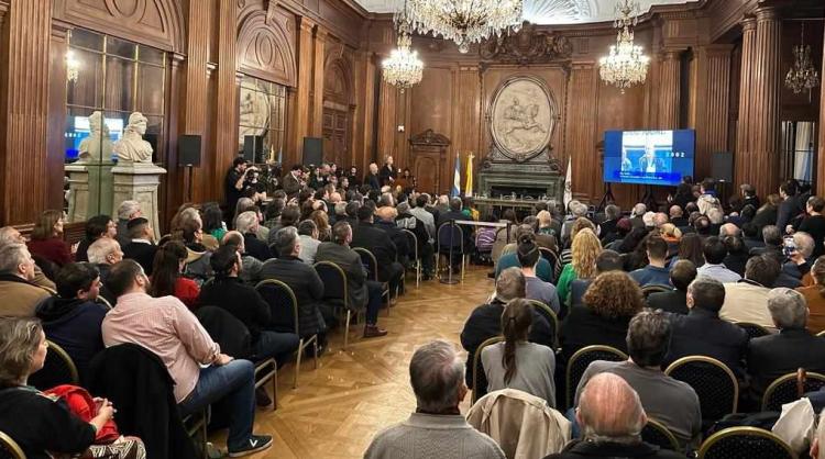 Libro en homenaje por los 25 años de las Jornadas de Pastoral Social en Buenos Aires Libro en homenaje por los 25 años de las Jornadas de Pastoral Social en Buenos Aires