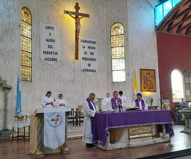 Inauguran una puerta santa en Termas de Río Hondo Inauguran una puerta santa en Termas de Río Hondo