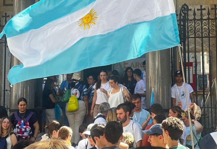 Jóvenes argentinos llevaron sus intenciones a Roma en el Jubileo