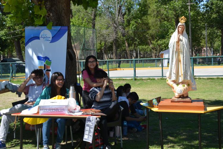 Jóvenes de San Luis participaron de un encuentro de fe y amistad Jóvenes de San Luis participaron de un encuentro de fe y amistad