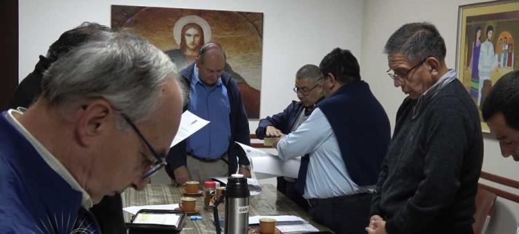 Juraron los miembros del Colegio de Consultores y del Consejo de Presbiterio de Jujuy Juraron los miembros del Colegio de Consultores y del Consejo de Presbiterio de Jujuy