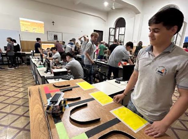 La Bienal del colegio salesiano de Rosario convocó a más de 10.000 visitantes La Bienal del colegio salesiano de Rosario convocó a más de 10.000 visitantes