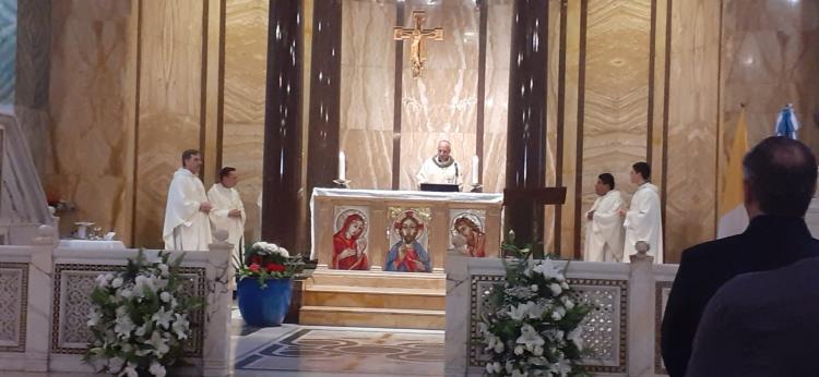 La comunidad argentina en Roma reza por 'una Patria para todos, fraterna y justa' La comunidad argentina en Roma reza por 'una Patria para todos, fraterna y justa'