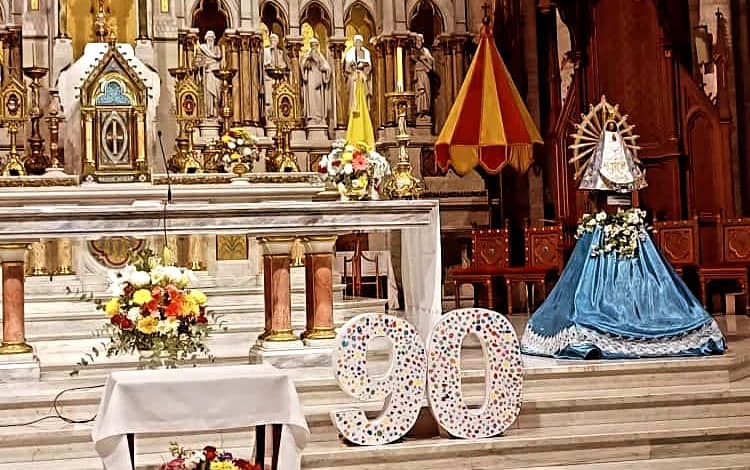 La comunidad arquidiocesana de Mercedes-Luján peregrinó a la basílica de la Virgen La comunidad arquidiocesana de Mercedes-Luján peregrinó a la basílica de la Virgen