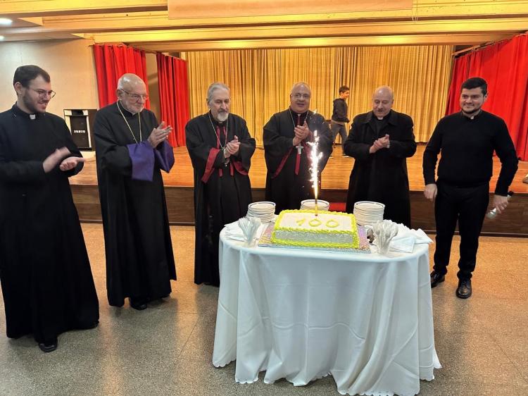 La comunidad católica armenia celebró un siglo de presencia en la Argentina La comunidad católica armenia celebró un siglo de presencia en la Argentina