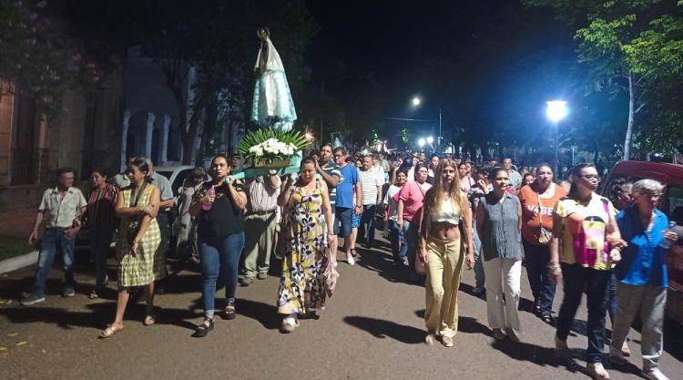 La comunidad santotomeña acompañó la misa y procesión de la Inmaculada La comunidad santotomeña acompañó la misa y procesión de la Inmaculada