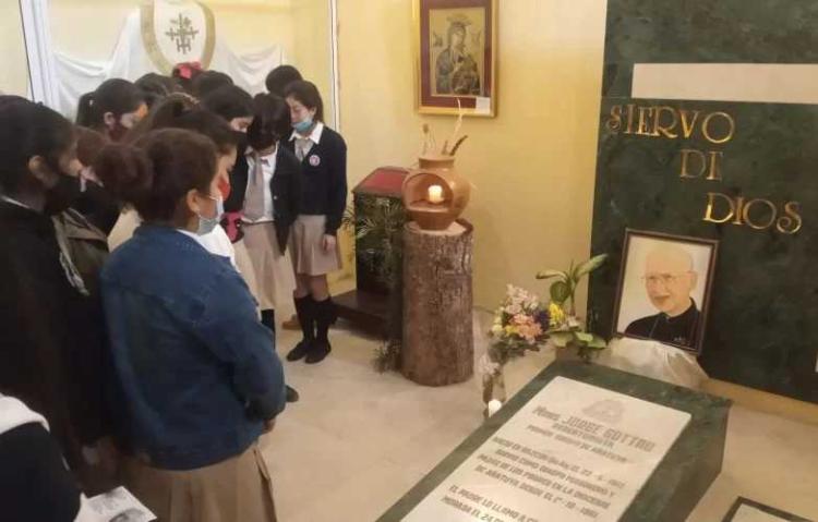 La diócesis de Añatuya rezó por la pronta beatificación de Mons. Jorge Gottau La diócesis de Añatuya rezó por la pronta beatificación de Mons. Jorge Gottau