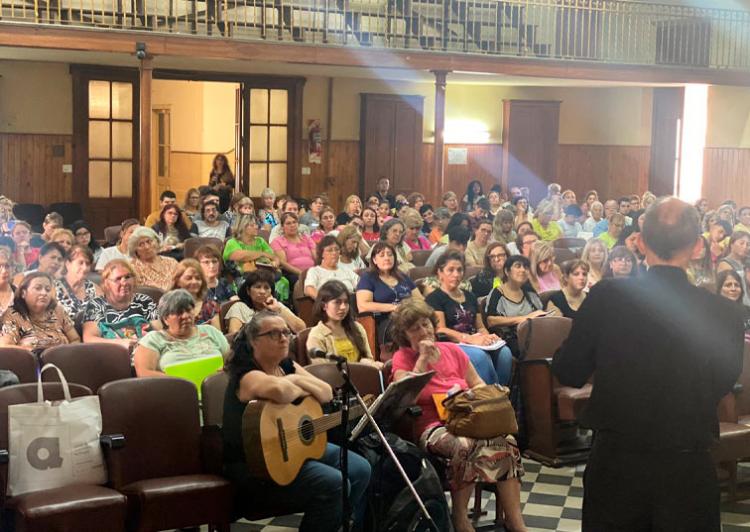 La diócesis de Avellaneda-Lanús realizó su retiro anual para catequistas La diócesis de Avellaneda-Lanús realizó su retiro anual para catequistas