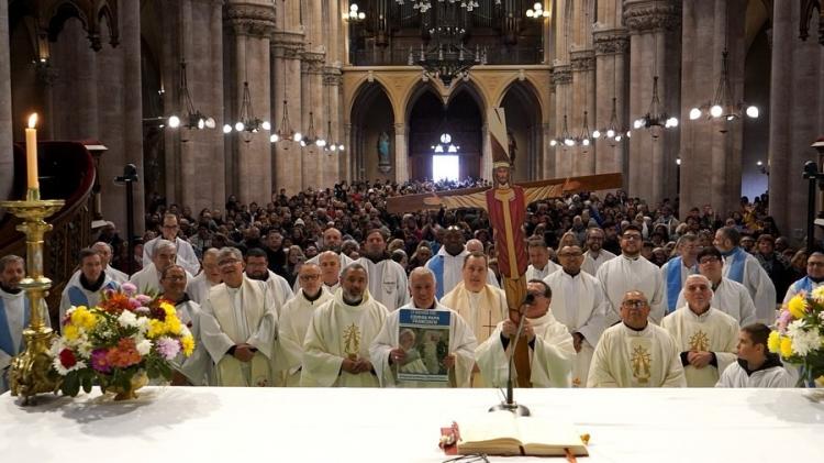 San Justo: la comunidad diocesana peregrinó a Luján 'con María, de pie y al pie'