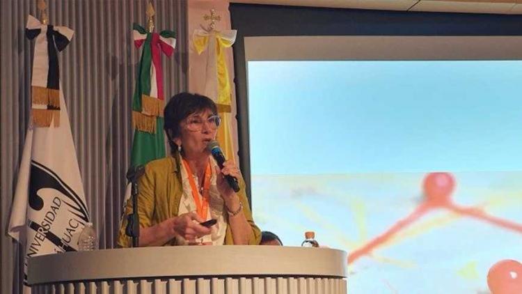 La directora del IMF-UCA participó de un congreso sobre vínculos familiares La directora del IMF-UCA participó de un congreso sobre vínculos familiares