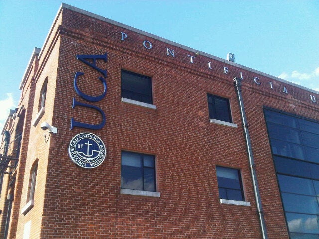 Según la UCA, la incertidumbre económica vuelve a caer, pero se mantiene en un nivel elevado Según la UCA, la incertidumbre económica vuelve a caer, pero se mantiene en un nivel elevado
