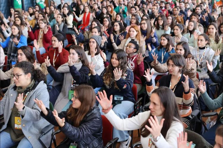 La JMJ incluirá un coro de lenguaje de señas en los actos centrales del Encuentro La JMJ incluirá un coro de lenguaje de señas en los actos centrales del Encuentro