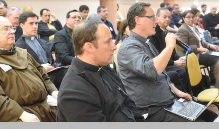 La Lic. en Derecho Canónico de la UCA se cursará presencialmente en modo intensivo La Lic. en Derecho Canónico de la UCA se cursará presencialmente en modo intensivo