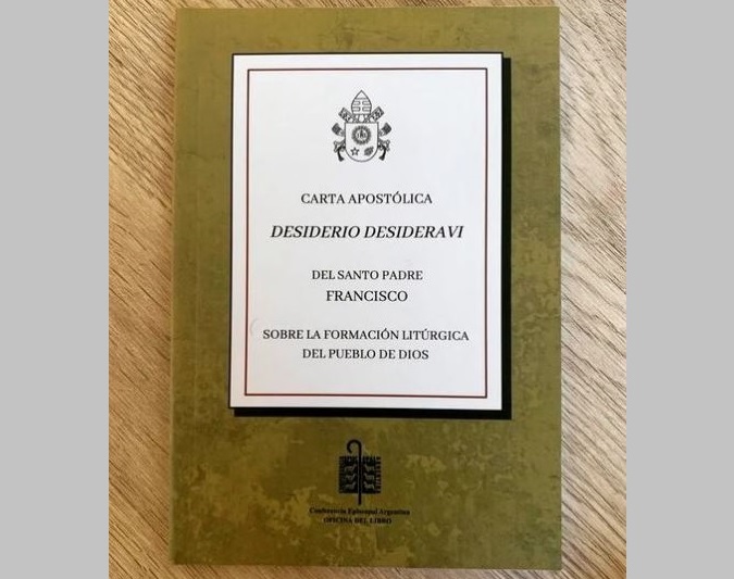 La Oficina del Libro de la CEA ofrece la Carta Apostólica Desiderio Desideravi La Oficina del Libro de la CEA ofrece la Carta Apostólica Desiderio Desideravi