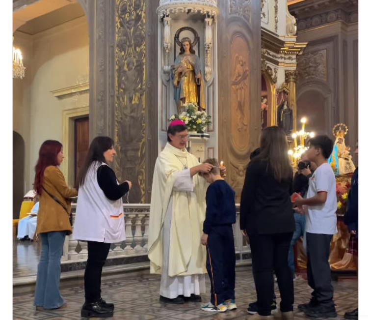 Tres aniversarios en las patronales de la parroquia de Monserrat