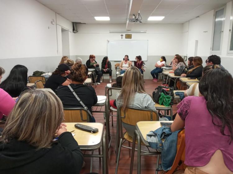 La Pastoral Social de La Plata realizó un encuentro sobre economía popular La Pastoral Social de La Plata realizó un encuentro sobre economía popular