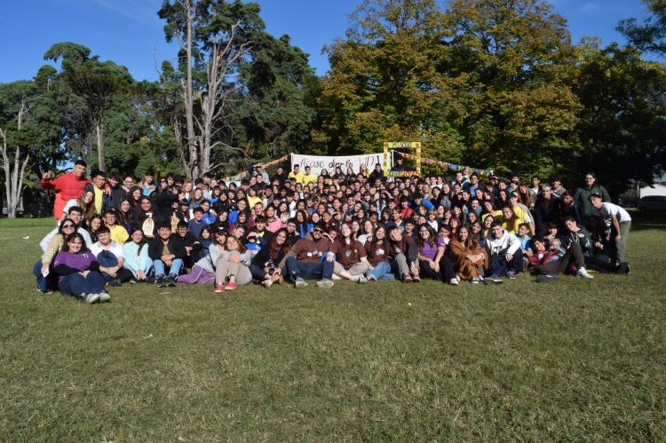 La Plata: Jóvenes vivieron la Pascua en unidad, alegría y esperanza La Plata: Jóvenes vivieron la Pascua en unidad, alegría y esperanza