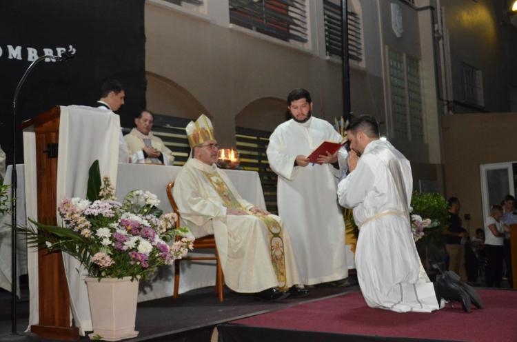 La Plata: un nuevo sacerdote para los Padres Teatinos La Plata: un nuevo sacerdote para los Padres Teatinos