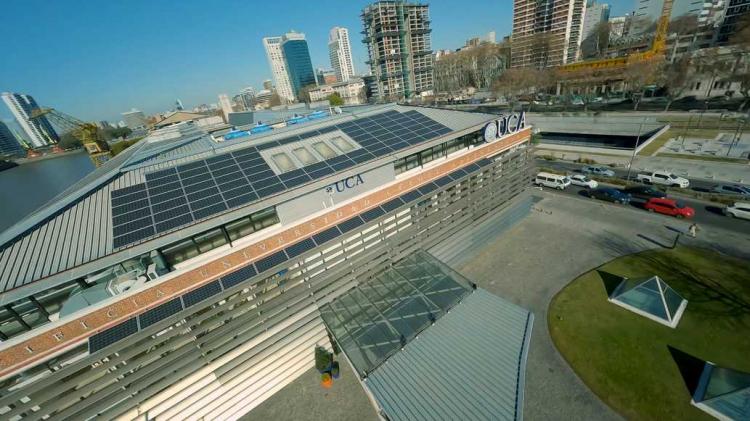 La UCA produce energía con paneles solares La UCA produce energía con paneles solares