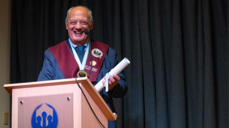 La Universidad Fasta le otorgó el doctorado "honoris causa" a José María del Corral La Universidad Fasta le otorgó el doctorado "honoris causa" a José María del Corral
