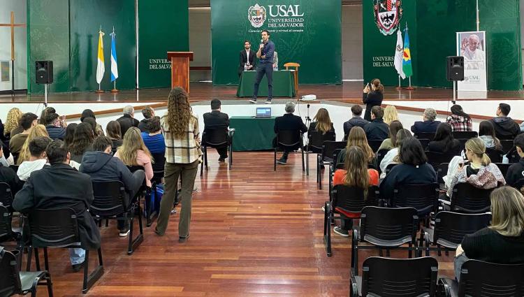 Diplomatura sobre la teología y el pensamiento del Papa Francisco Diplomatura sobre la teología y el pensamiento del Papa Francisco