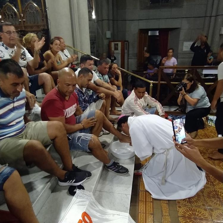 La peregrinación de los Hogares de Cristo recorrió la diócesis de Mar del Plata La peregrinación de los Hogares de Cristo recorrió la diócesis de Mar del Plata