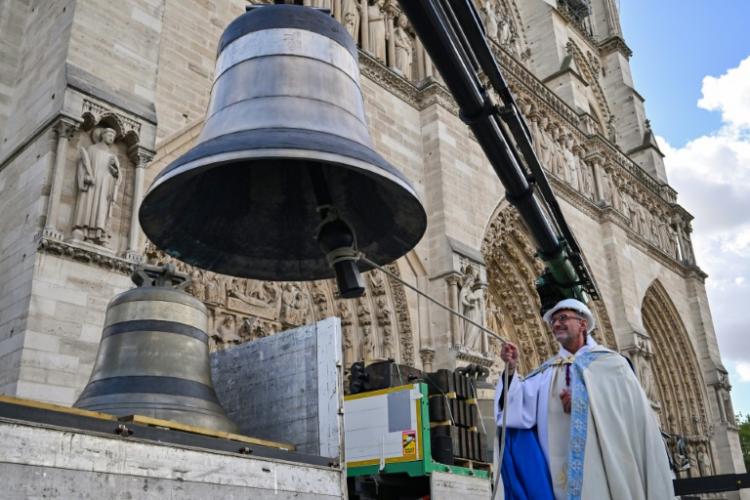La catedral parisina de Notre Dame recupera sus campanas La catedral parisina de Notre Dame recupera sus campanas