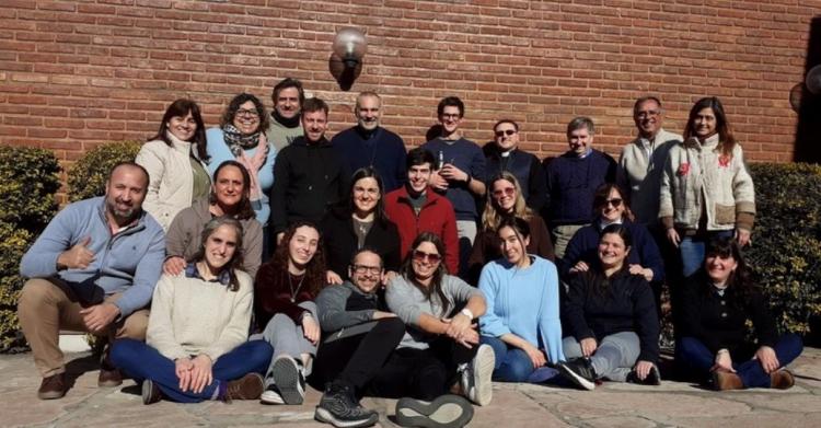 Las Cáritas de la región Platense coordinaron su trabajo caritativo Las Cáritas de la región Platense coordinaron su trabajo caritativo