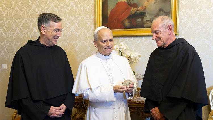 León XIV a los agustinos: 'Filtrar el ruido del mundo para escuchar la voz de Dios'