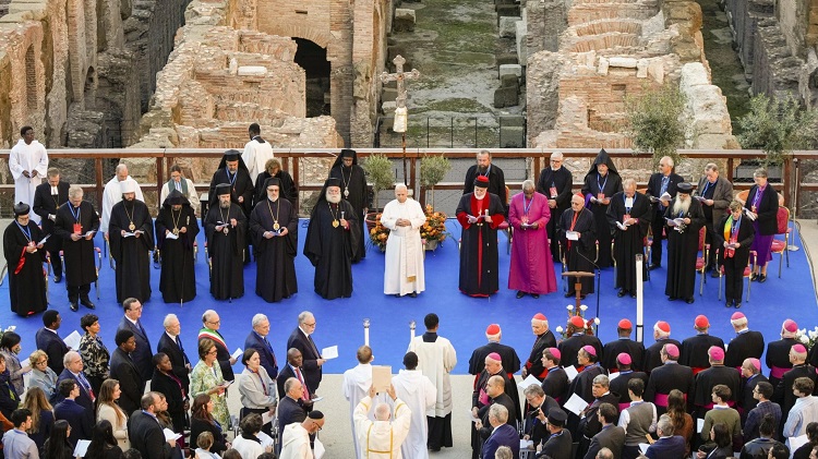 León XIV: 'El mundo tiene sed de paz. Basta de guerras'