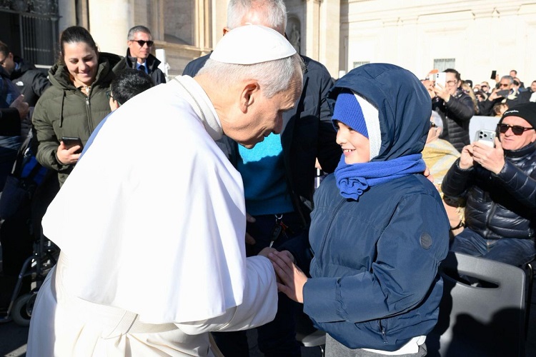 León XIV: 'El tesoro está en el corazón, no en las cajas fuertes terrenas'
