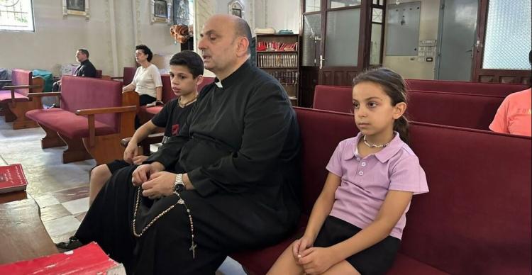 Preocupado por la situación en Gaza, León XIV habló por teléfono con el párroco