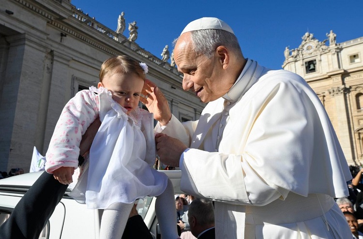 León XIV: La Resurrección cambia el sentido de nuestra vida