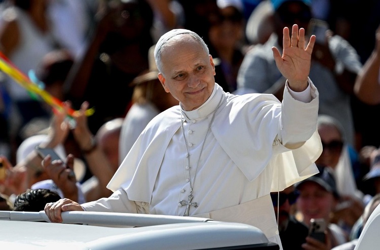 León XIV: 'Nuestra fragilidad es un puente hacia el cielo'