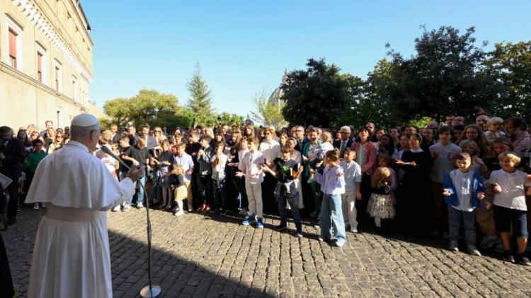 El Papa se reunió con los empleados del Dicasterio para la Comunicación