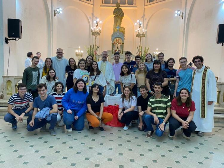 Los jóvenes de Mercedes-Luján "invadieron" Marcos Paz Los jóvenes de Mercedes-Luján "invadieron" Marcos Paz